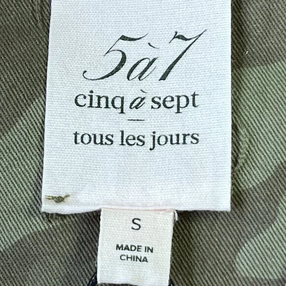 Cinq à Sept Ladies Camouflage Jacket. Size S Button Close Cinch Waist Pockets - Picture 7 of 10